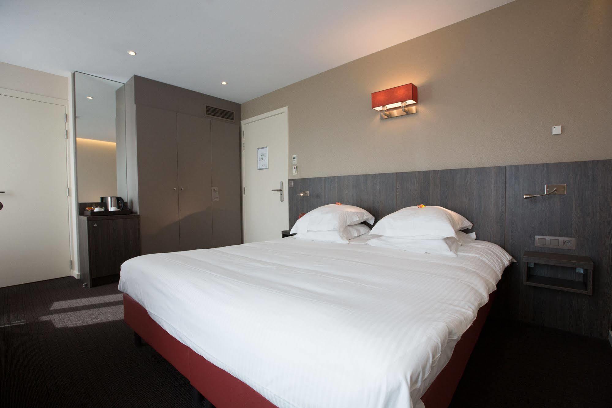 Albion Hotel Ипр Экстерьер фото