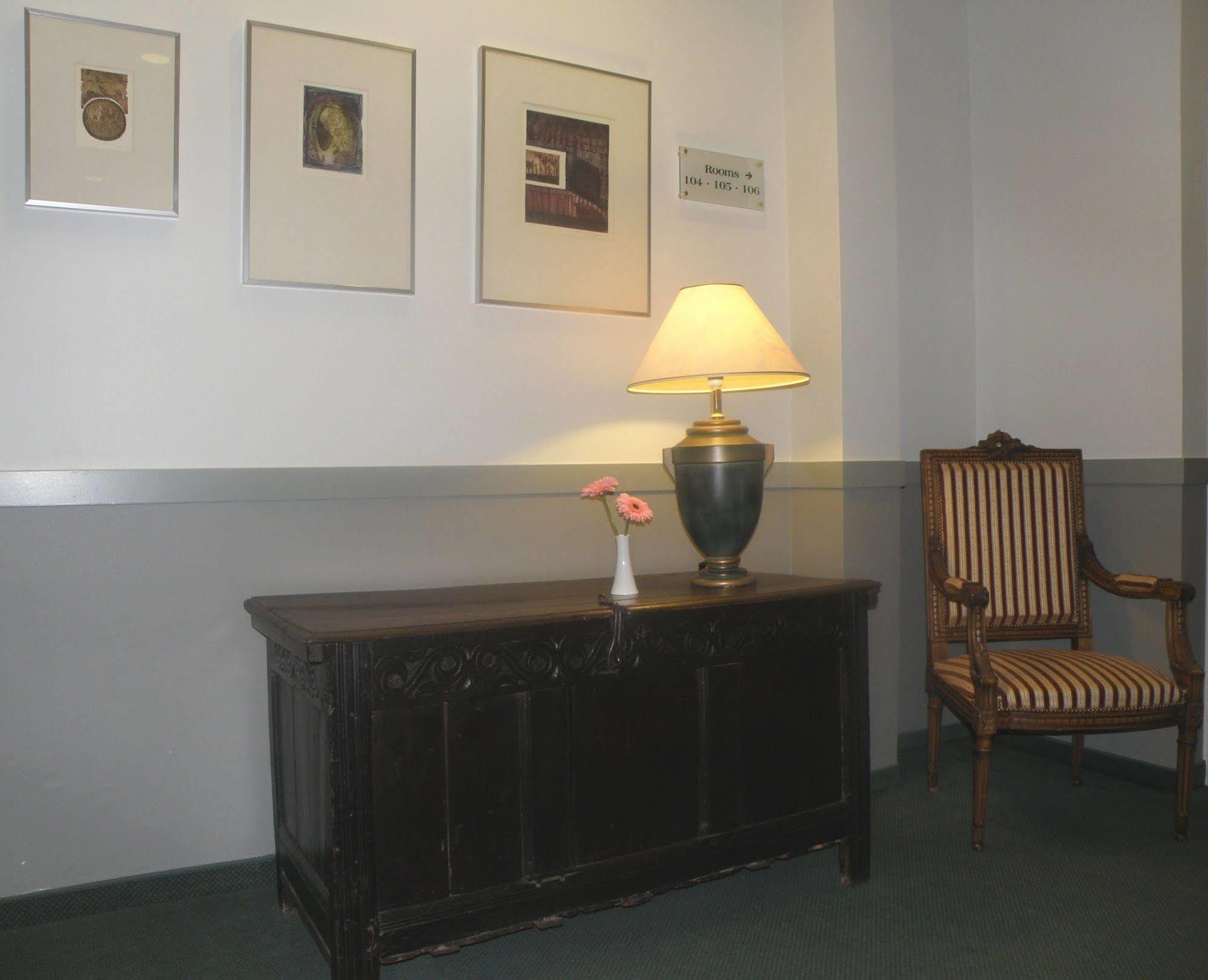 Albion Hotel Ипр Экстерьер фото